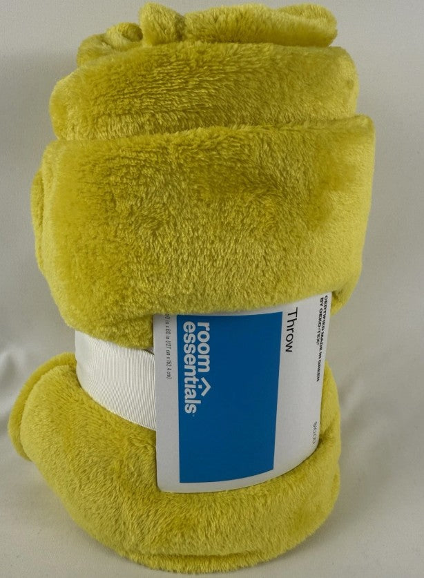 Room Essentials Yellow Throw Blanket - Soft & Machine Washable